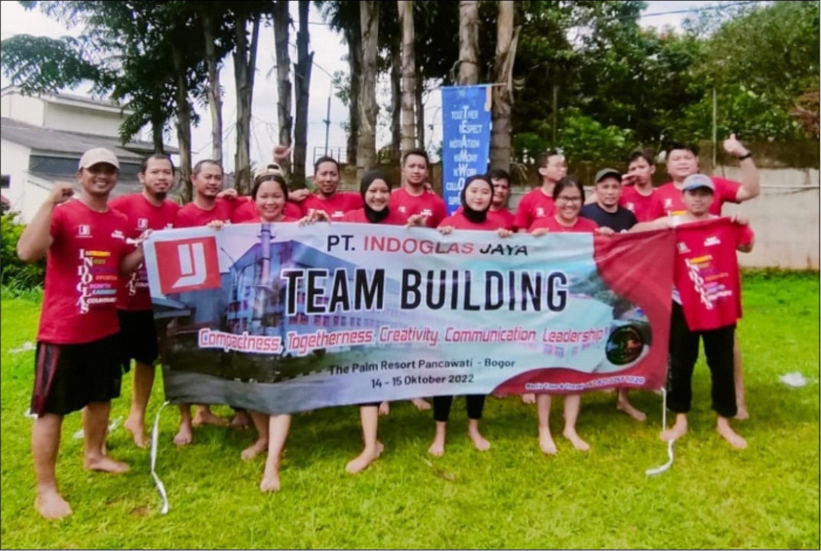 Team Building at PT. Indoglas Jaya Team Building at PT. Indoglas Jaya