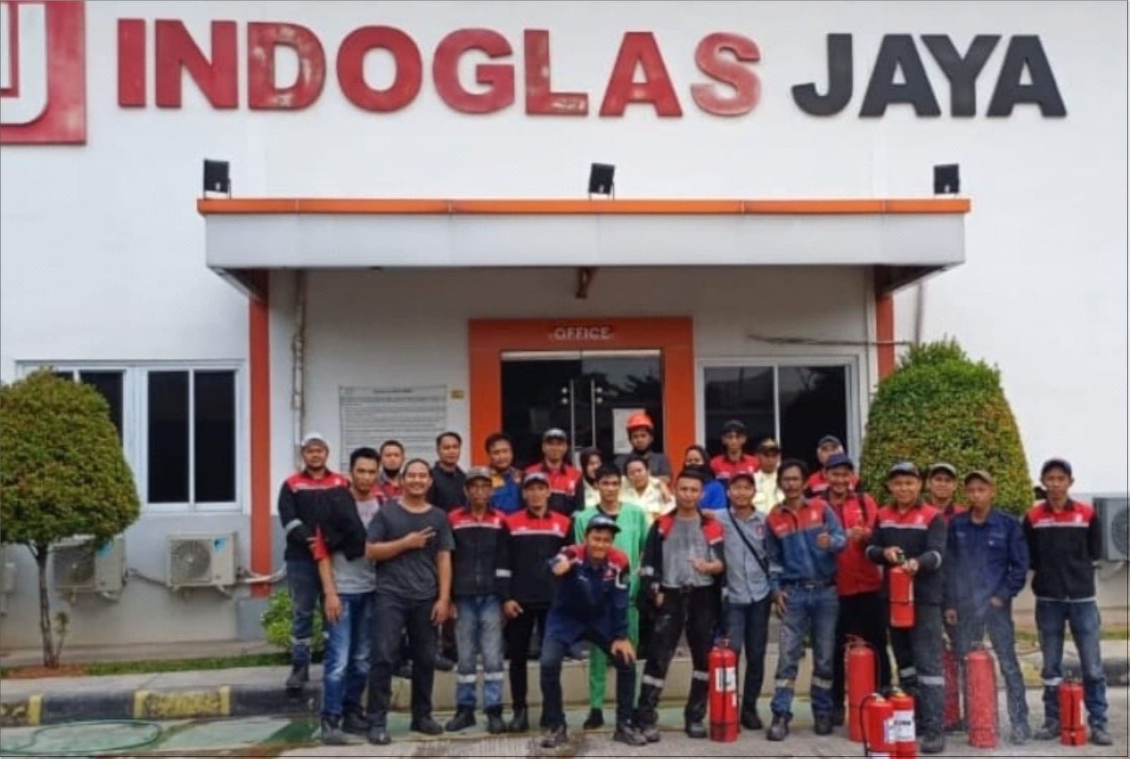 Safety and Emergency Response Team at PT. Indoglas Jaya Safety and Emergency Response Team at PT. Indoglas Jaya