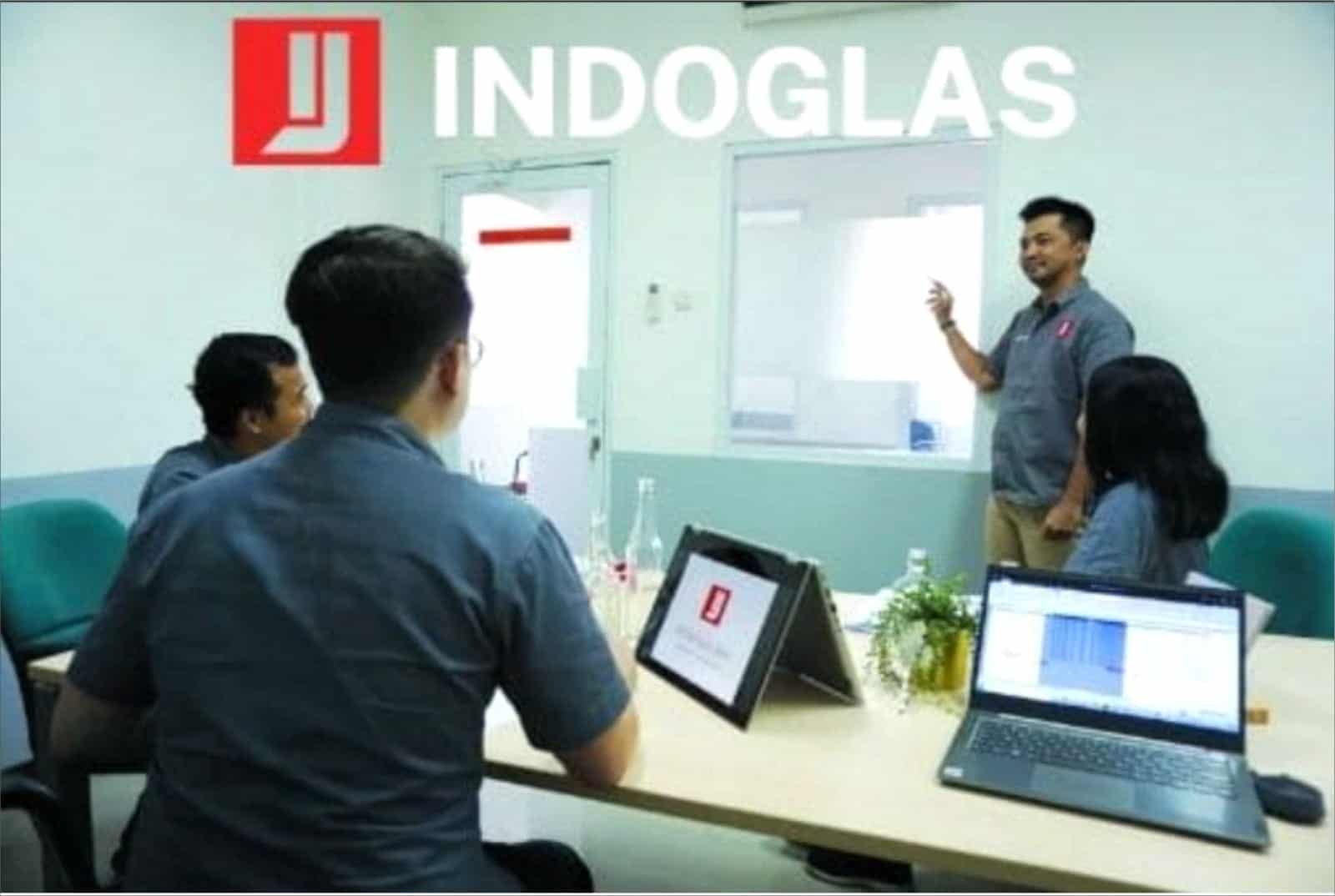 Morning Meeting at PT. Indoglas Jaya Morning Meeting at PT. Indoglas Jaya